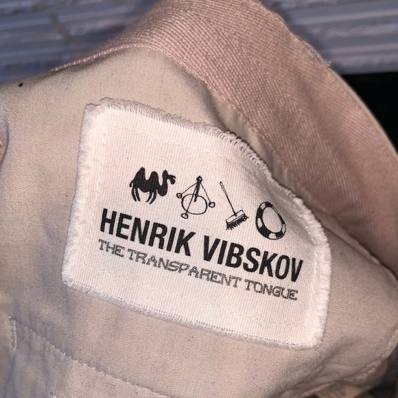 Henrik Vibskov Modal Cotton Tan Men’s Pleated Shorts Size Small 30” Waist - Picture 3 of 6